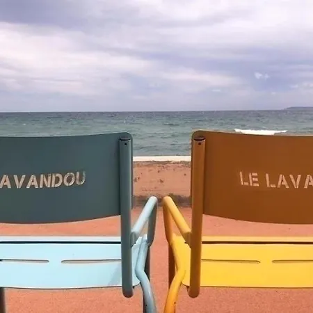 Duplex Climatise 2 Avec Piscine Et Parking - Le Lavandou